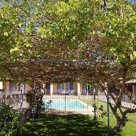 Appartements " Le Clos De La Cerisaie" Castillon-du-Gard Dış mekan fotoğraf