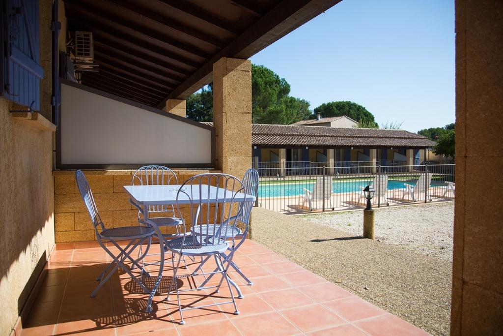 Appartements " Le Clos De La Cerisaie" Castillon-du-Gard Dış mekan fotoğraf