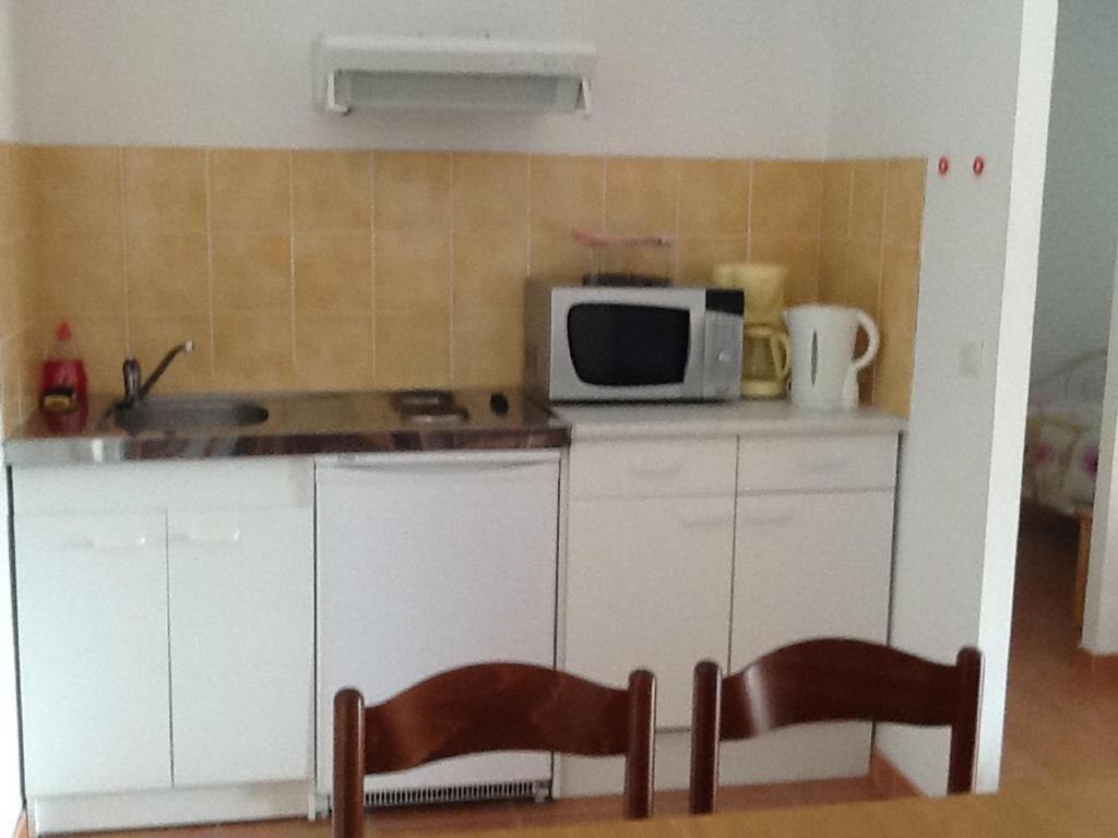 Appartements " Le Clos De La Cerisaie" Castillon-du-Gard Oda fotoğraf